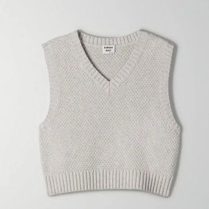 ARITZIA - Sunday Best Winston Cropped Vest